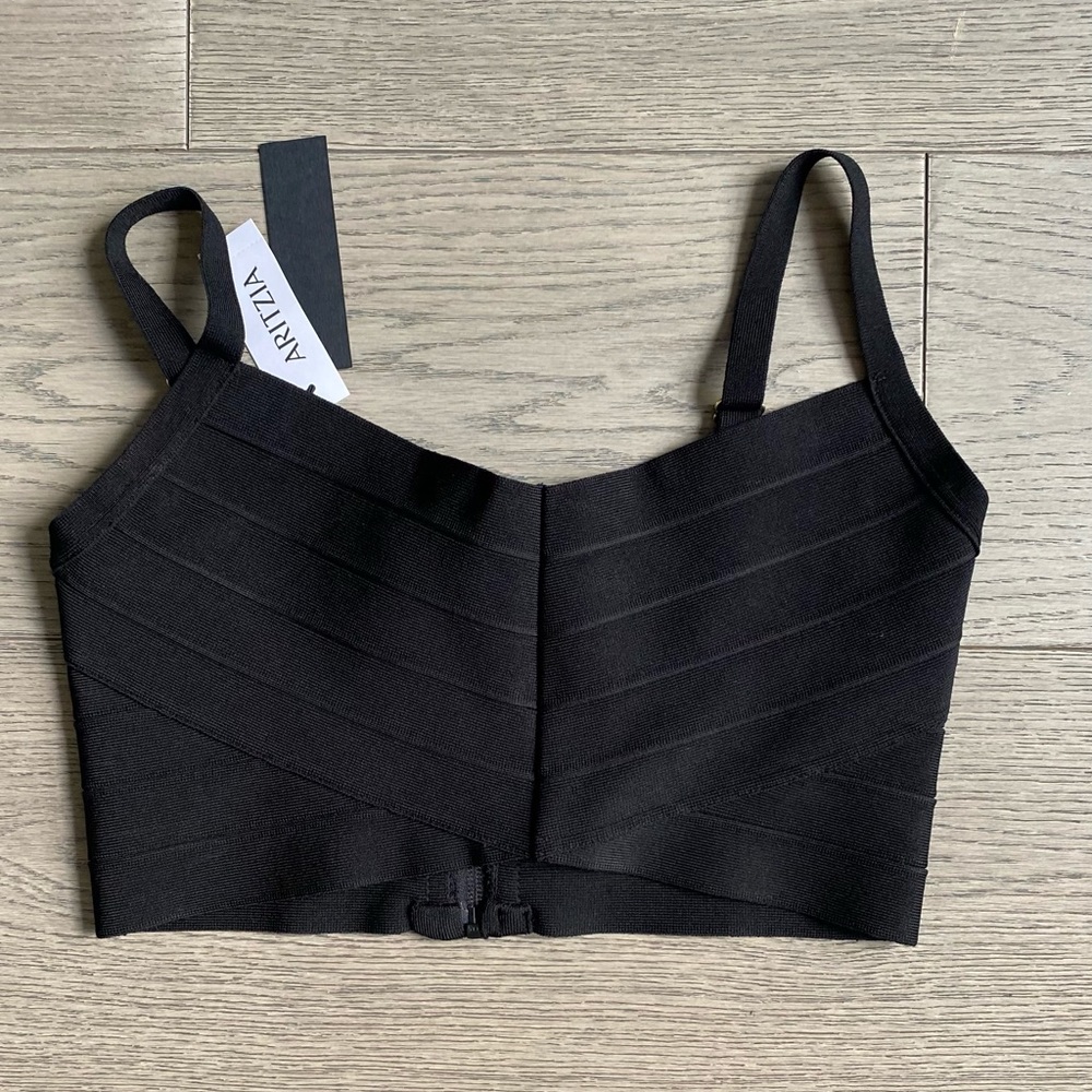 NEW Aritzia Black Crop Top - Picture 1 of 6
